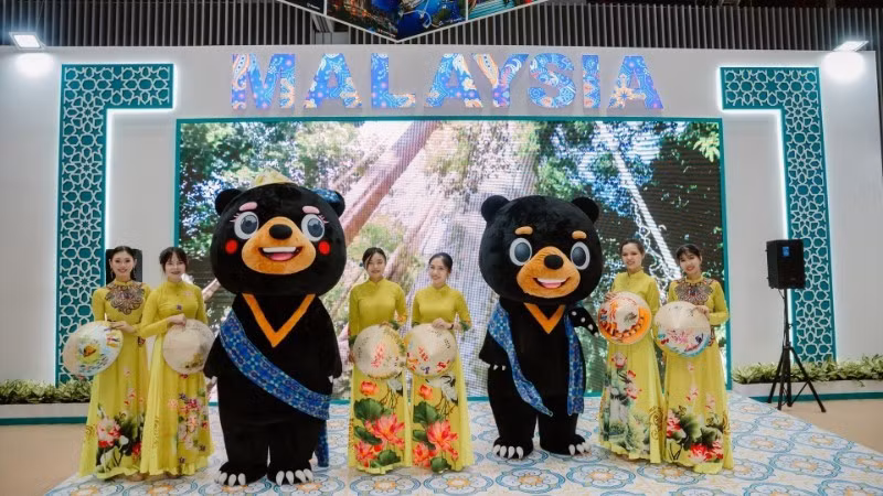 A Viet Nam-Malaysia tourism promotion activity in Ho Chi Minh City.