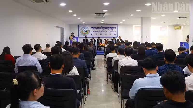 Participants at the seminar. (Photo: Huy Vu)