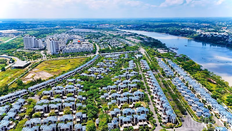 A riverside urban development project on Dai Phuoc Islet in Dai Phuoc Commune.