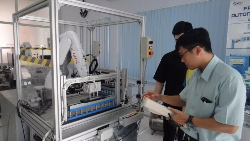 Ho Chi Minh City steps up training in automation skills. (Photo: Contributor)