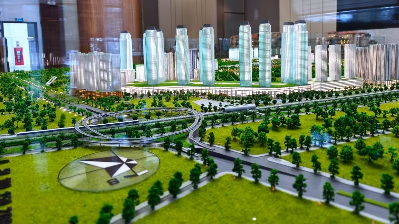 A model of the Tien Xuan smart urban area, one of Ha Noi’s pilot smart city developments designed to connect with and support the Hoa Lac Hi-Tech Park.