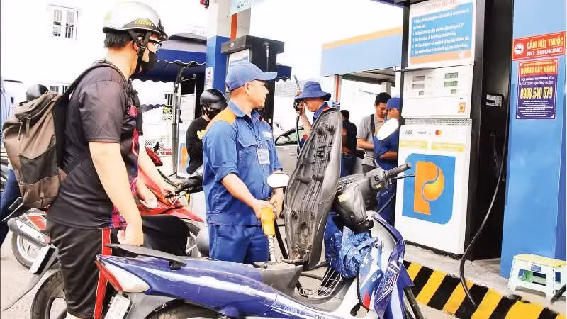 A petrol station in Dong Nai. (Photo: Hai Quan)