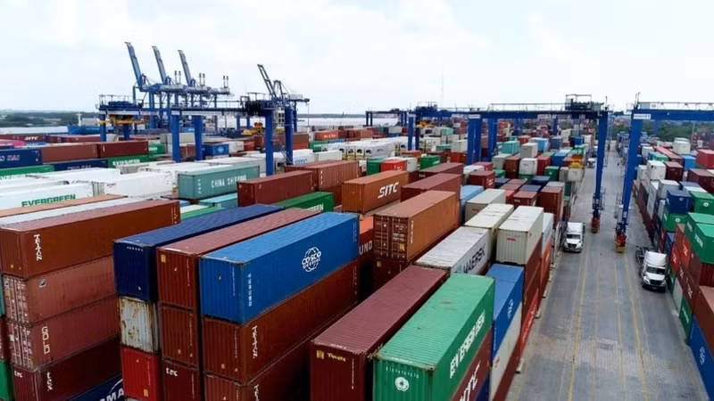 Improved logistics capacity helps businesses expand markets and access international orders. (Photo: CHQ)