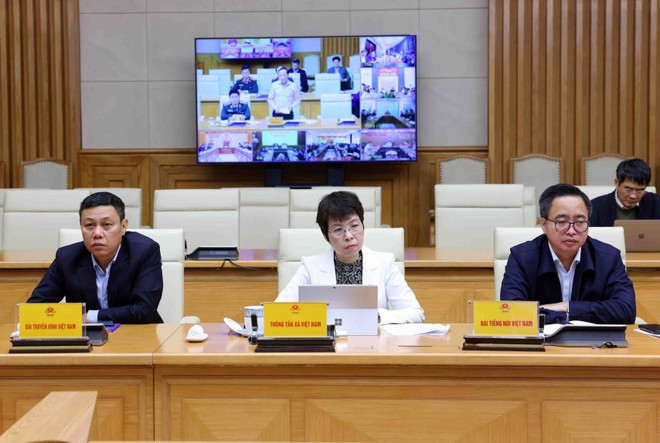 Delegates attend the meeting at the Government Headquarters. (Photo: VNA)