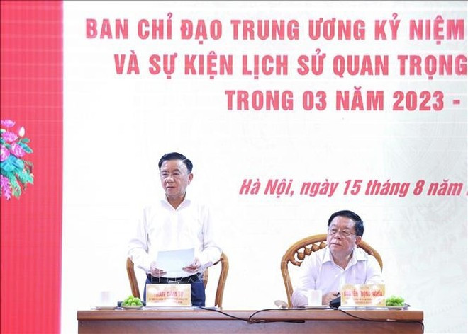 Politburo member, Permanent member of the Secretariat and head of the Steering Committee Tran Cam Tu chairs the meeting. (Photo: VNA) Politburo member, Permanent member of the Secretariat and head of the Steering Committee Tran Cam Tu chairs the meeting. (Photo: VNA)