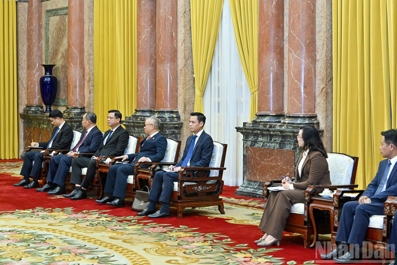 Vietnamese delegates at the meeting. 6.jpg