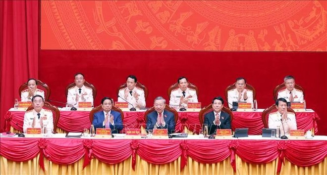 Party General Secretary To Lam, State President Luong Cuong, and Prime Minister Pham Minh Chinh participate in the Presidium of the Congress. (Photo: VNA) Party General Secretary To Lam, State President Luong Cuong, and Prime Minister Pham Minh Chinh participate in the Presidium of the Congress. (Photo: VNA)