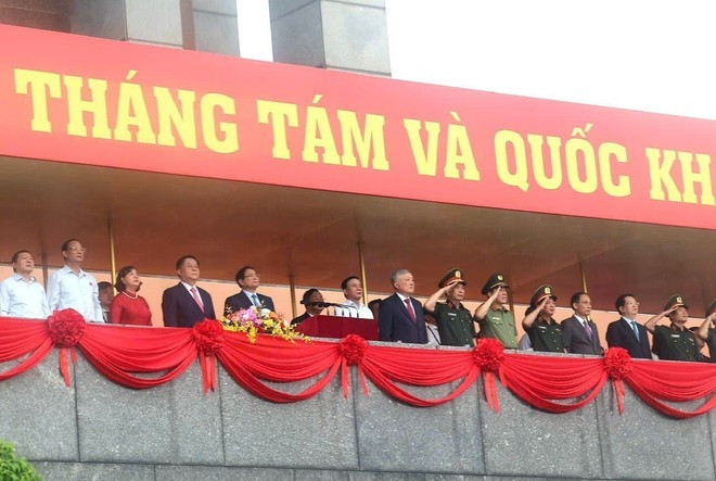 PM Pham Minh Chinh (front, fifth from left) and other leaders attend the final state-level rehearsal on August 30 morning. (Photo: VNA) PM Pham Minh Chinh (front, fifth from left) and other leaders attend the final state-level rehearsal on August 30 morning. (Photo: VNA)