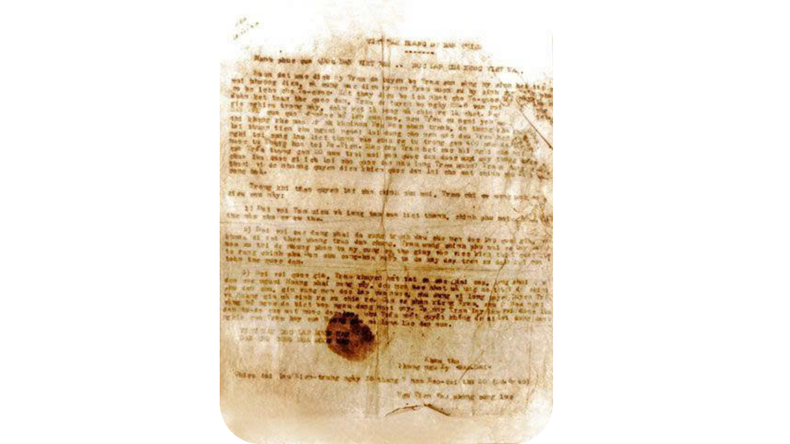King Bao Dai’s Abdication Decree, August 28, 1945. (Photo of the artefact at the Viet Nam National Museum of History) hue-4.png
