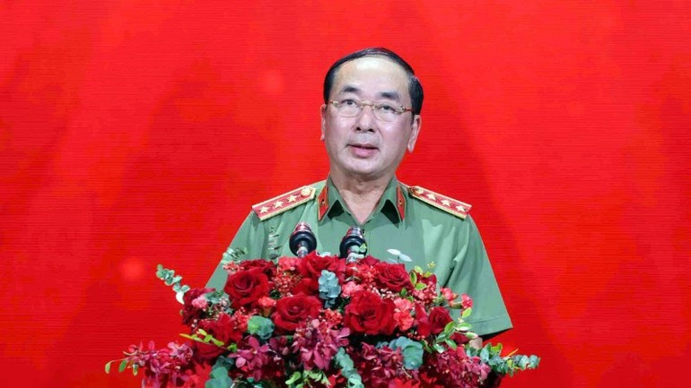 Senior Lieutenant General Tran Quoc To delivers his speech at the programme (Photo: NDO) cong-an-nhan-dan-3.jpg