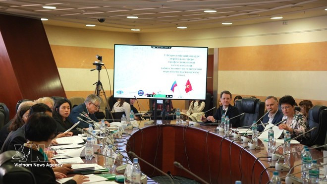 The jury for the contest (Photo: VNA)