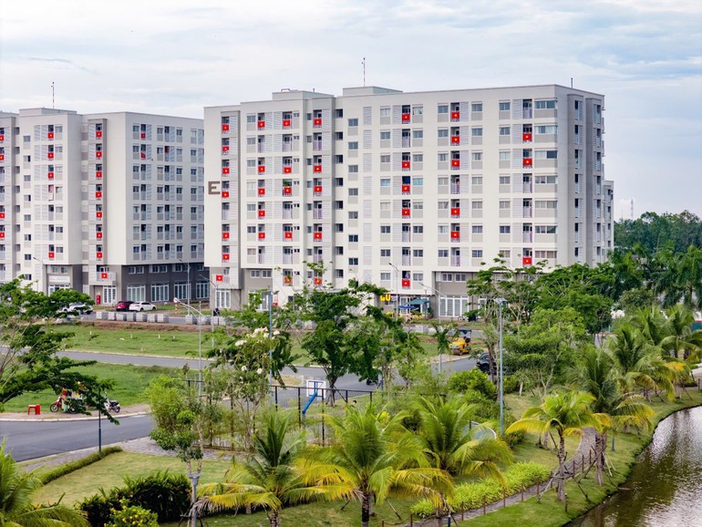 Not only having housing, residents also benefit from a comprehensive ecosystem of amenities. a2-z7148544889485-6dab2c747118f12537375d4105717cb3.jpg