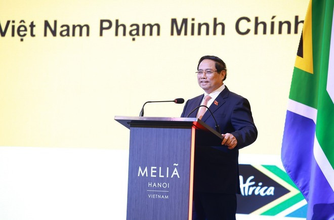 PM Pham Minh Chinh addresses the Viet Nam – South Africa Business Forum in Ha Noi on October 24. (Photo: VNA) PM Pham Minh Chinh addresses the Viet Nam – South Africa Business Forum in Ha Noi on October 24. (Photo: VNA)