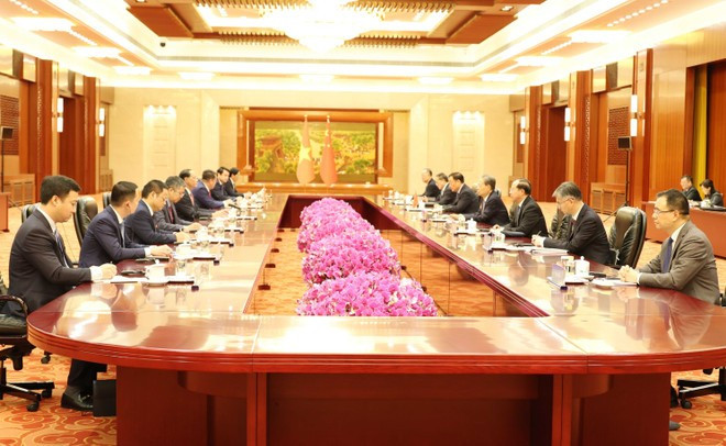 An activity within the China visit of Vice Chairman of the National Assembly Tran Quang Phuong (Photo: VNA) An activity within the China visit of Vice Chairman of the National Assembly Tran Quang Phuong (Photo: VNA)