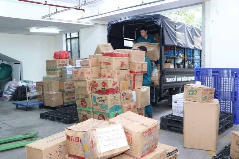 Essential supplies are packed to be sent to residents in flood-hit areas. 560040025-1232527658904042-7168498848395921343-n.jpg