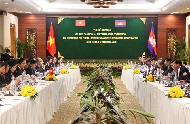 The 21st meeting of the Viet Nam–Cambodia Joint Committee for Economic, Cultural, Scientific and Technical Cooperation take places in Siem Reap, Cambodia, on December 9. (Photo: VNA)