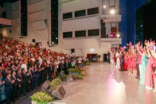 The special music show marks the 60th founding anniversary of the Cuban Committee for Solidarity with South Vietnam and the 50th anniversary of Fidel Castro Ruz’s visit to Vietnam and the newly liberated zone in Quang Tri province. (Photo: VNA)