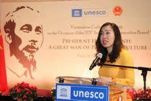 Assistant to the Foreign Minister Le Thi Thu Hang speaks at the event. (Photo: NDO)