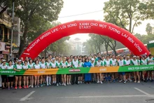 Runners at the event (Photo: hanoimoi.com.vn)