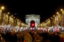 Christmas atmosphere covers the world