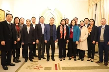 Delegates in a group photo (Source: VNA)