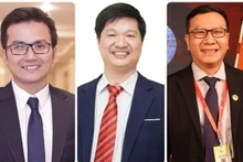 From left: Assoc. Prof. Tran Xuan Bach, Assoc. Prof. Dr. Le Hoang Son, and Assoc. Prof. Dr. Phung Van Phuc (Source: vnexpress.net)