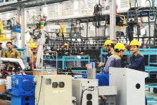Private economic groups are increasingly asserting their role and making great contributions to the economy. (Photo: HAI NAM)