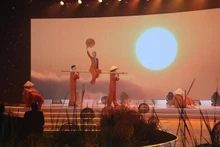 An art performance at the programme (Photo: NDO)