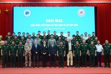 The delegates participating in the course (Photo: VNA)