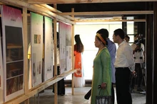 The exhibition featuring the most outstanding products from the 'Designed by Vietnam' attracts numerous visitors. (Photo: Vietnam Design Week)