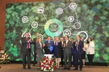 At the launch ceremony (Photo: US Embassy in Vietnam)
