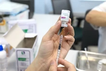 The national COVID-19 caseload rises to 11,525,013 with 234 new cases recorded on December 29. (Photo: VNA)