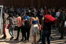 Asylum seeking migrants wait to be transported by US Customs and Border Protection agents after crossing the Rio Grande river into the US from Mexico at Eagle Pass, Texas, the US, July 14. (Photo: Reuters)