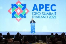 President Nguyen Xuan Phuc addresses the summit (Photo: VNA)