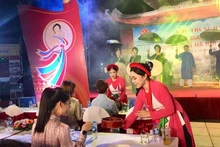 A performance of Quan Ho (love duet singing) at the programme (Photo: NDO)