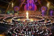 The rehearsal for the ceremony to honour Xoe Thai art and kick off Muong Lo Culture - Tourism Festival 2022. (Photo: VNA)