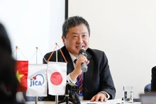 JICA Vietnam Chief Representative Shimizu Akira.