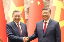 General Secretary of the Communist Party of Vietnam Central Committee and State President To Lam (L) meets with General Secretary of the Communist Party of China Central Committee and President of China Xi Jinping on August 19, 2024 (Photo: VNA)