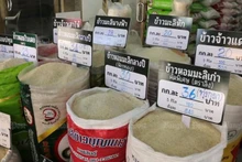 Thailand and Vietnam cooperate to boost rice prices in the global market. (Illustrative image: Bangkok Post)