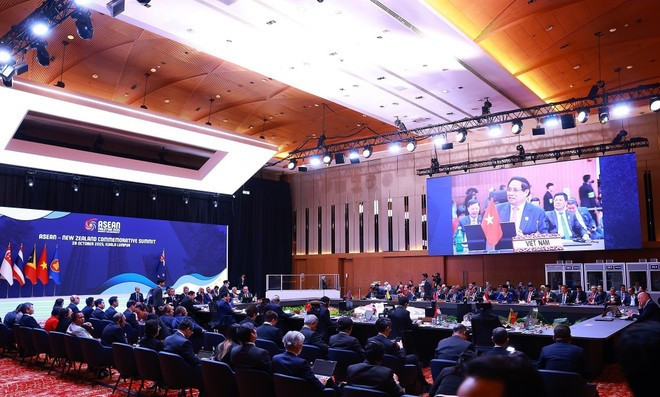 Prime Minister Pham Minh Chinh speaks at the ASEAN- New Zealand Commemorative Summit in Kuala Lumpur on October 28. (Photo: VNA) Prime Minister Pham Minh Chinh speaks at the ASEAN- New Zealand Commemorative Summit in Kuala Lumpur on October 28. (Photo: VNA)