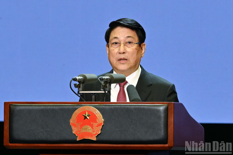 State President Luong Cuong delivered a speech at the ceremony.