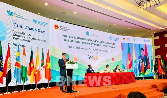 Deputy Minister of Agriculture and Environment Tran Thanh Nam addresses the event (Photo: VNA) Deputy Minister of Agriculture and Environment Tran Thanh Nam addresses the event (Photo: VNA)