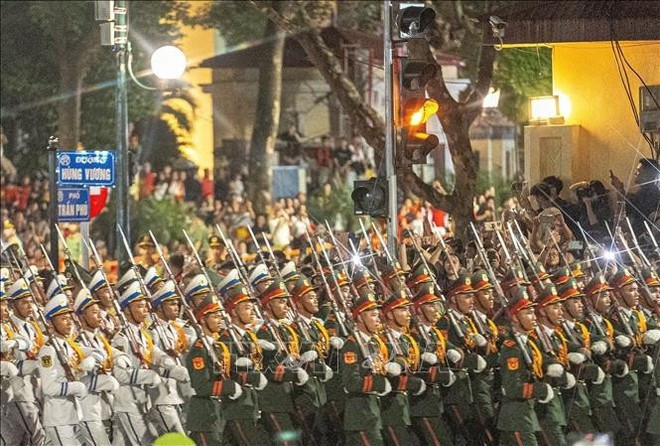 Formations taking part in the first joint rehearsal for the grand military parade marking the 80th anniversary of the August Revolution and National Day (September 2) move along streets. (Photo: VNA) Formations taking part in the first joint rehearsal for the grand military parade marking the 80th anniversary of the August Revolution and National Day (September 2) move along streets. (Photo: VNA)
