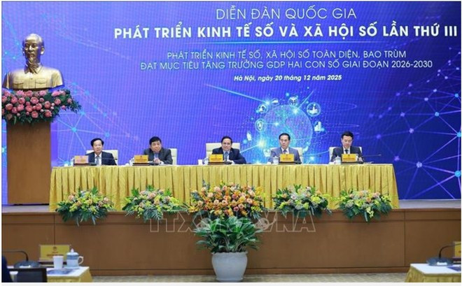The third National Forum on Digital Economy and Digital Society takes place in Ha Noi on December 20. (Photo: VNA)