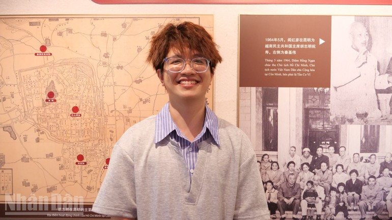 Doan Dang Khoa, a Vietnamese student at Beijing Foreign Studies University. theochanbacho-057-4.jpg