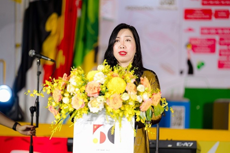 Deputy Minister of Foreign Affairs Le Thi Thu Hang delivers remarks at the event. (Photo: GIZ) lehoiduc-191025-1.jpg