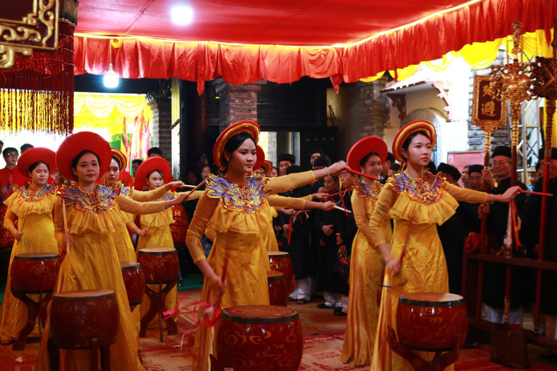 Drum performance at the recognition ceremony. Drum performance at the recognition ceremony.