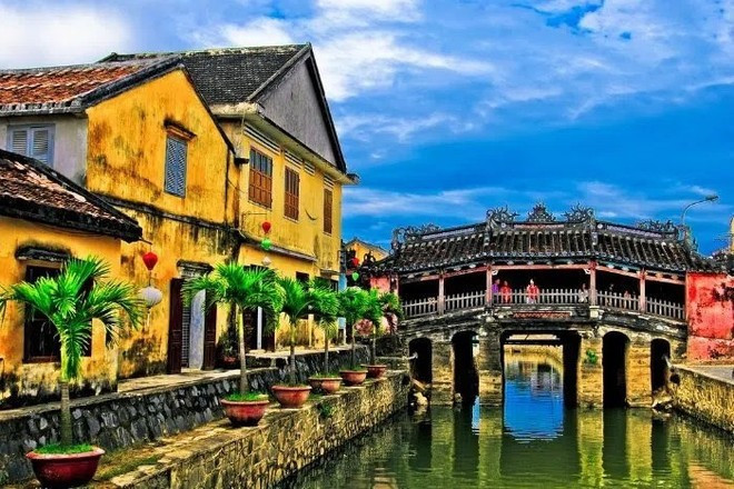 The Cau Pagoda is a tourism symbol of the ancient town. (Photo: VNA) The Cau Pagoda is a tourism symbol of the ancient town. (Photo: VNA)