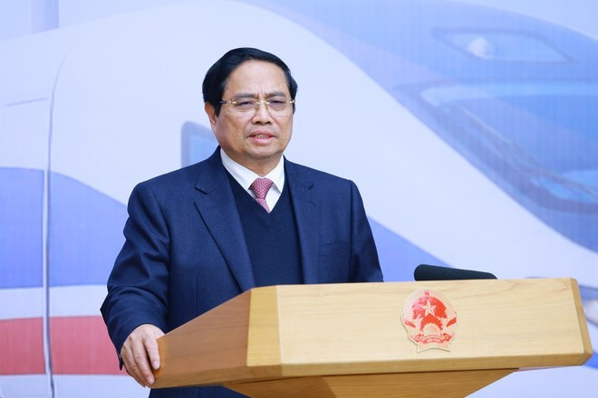 Prime Minister Pham Minh Chinh speaks at the fifth meeting of the steering committee for key national railway projects. (Photo: VNA)