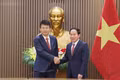 Deputy Prime Minister Le Tien Chau (right) and Prof. Hongbin Cai, Dean of the University of Hong Kong (HKU) Business School, at their meeting in Ha Noi on October 20, 2026. (Photo: VGP)